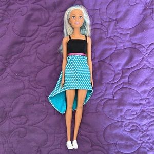 Barbie Fashionista Blonde and Blue Hair